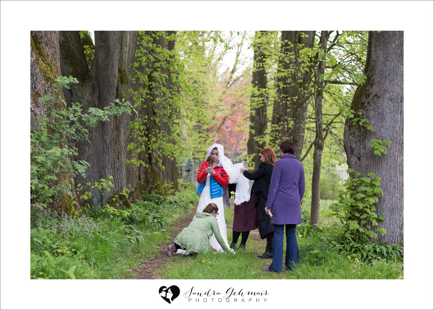 0007_Styleshoot_Liebesdienst_Hochzeitsfotos_Gehmair_Sandra_Schloss_Walchen